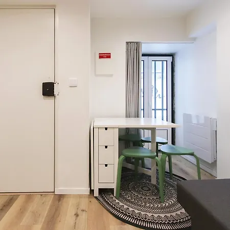 Apartment Downtown Charming By Homing *